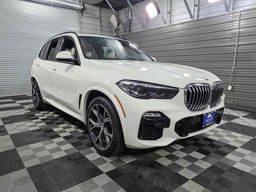 Alpine White 2020 BMW X5 xDrive40i AWD Luxury SUV w/M-Sport Pkg