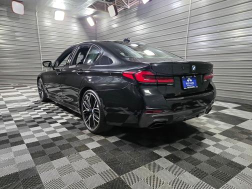 2022 BMW 540 i