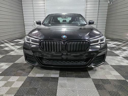 2022 BMW 540 i