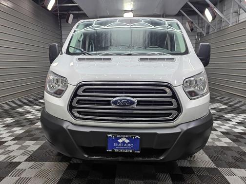 Oxford White 2018 Ford Transit-250 Base