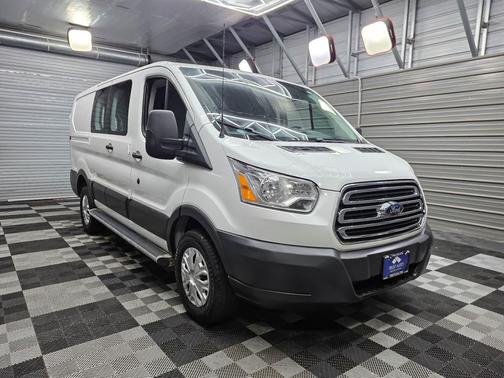 Oxford White 2018 Ford Transit-250 Base