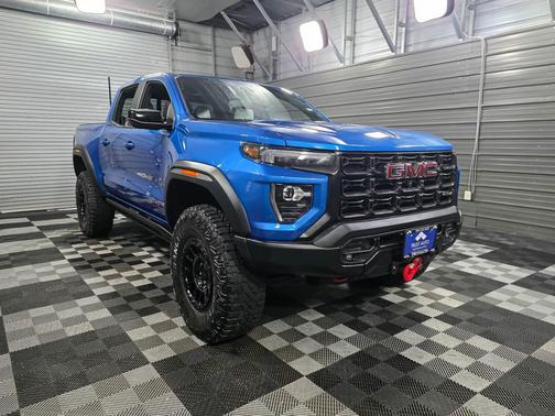 2024 GMC Canyon AT4X