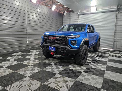 2024 GMC Canyon AT4X