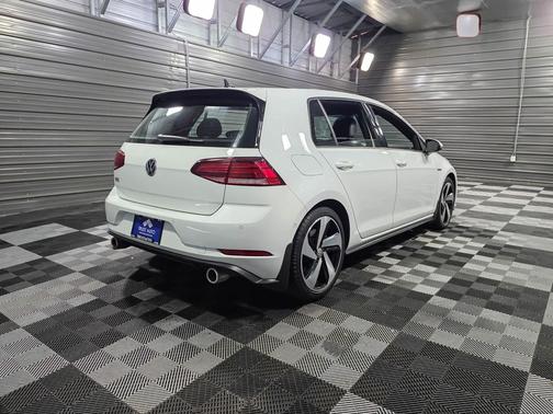 2019 Volkswagen Golf GTI 2.0T S 4-Door