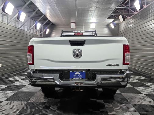 2022 RAM 3500 Tradesman 4WD Crew Cab 8FT Long Bed Cummins Diesel Pickup Truck