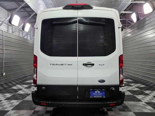 2024 Ford Transit-350 XLT