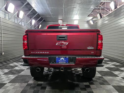 2018 Chevrolet Silverado 1500 2LT
