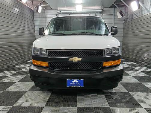 2020 Chevrolet Express 2500 135''WB 6.0L V8 Vortec Minivan/Van w/Shelving Storage System