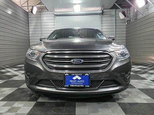 2017 Ford Taurus Limited AWD Sedan
