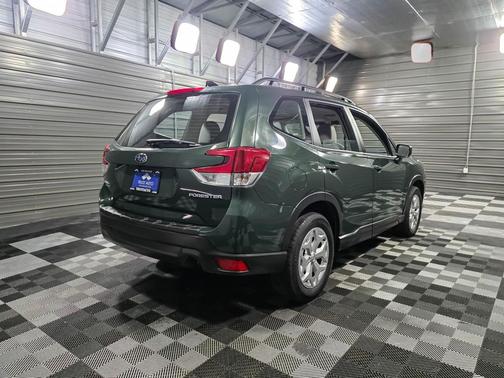 2024 Subaru Forester Base