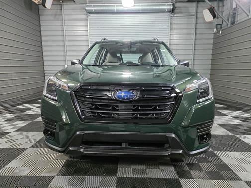 2024 Subaru Forester Base