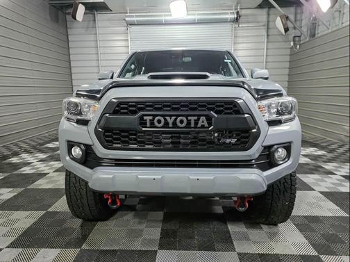 Cement 2021 Toyota Tacoma TRD Sport