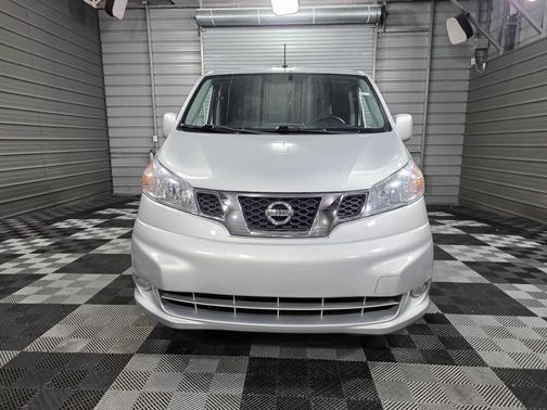 2019 Nissan NV200 SV