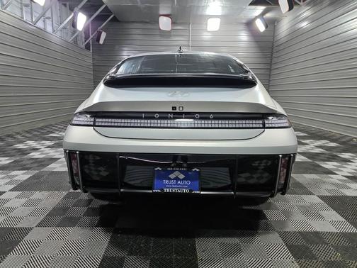 2024 Hyundai IONIQ 6 Limited