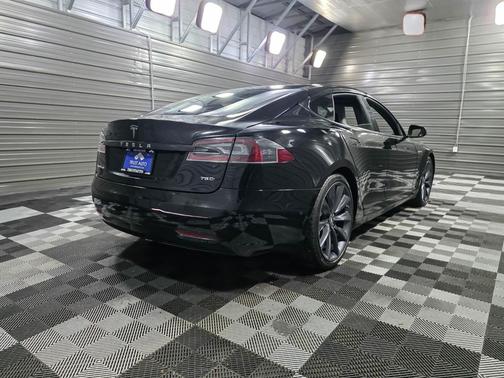 2016 Tesla Model S 75D