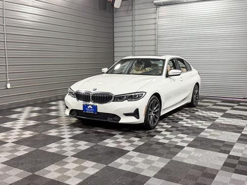 2020 BMW 330 i xDrive