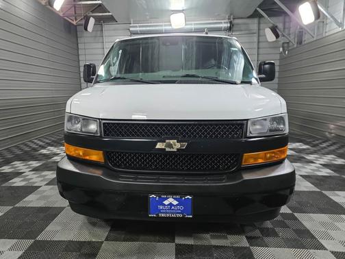 2019 Chevrolet Express 3500 LS