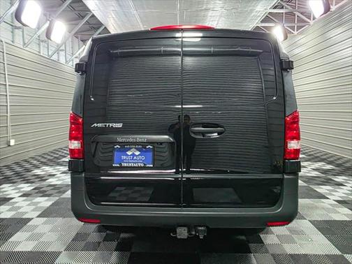 2020 Mercedes-Benz Metris Base