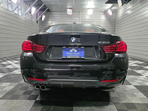 Black Sapphire Metallic 2020 BMW 430 i