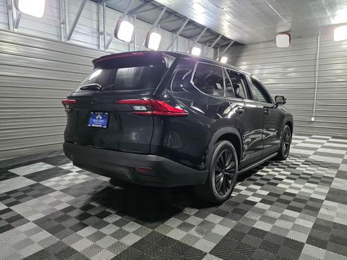 2024 Toyota Grand Highlander Platinum
