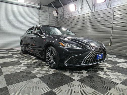 2022 Lexus ES 350 Premium