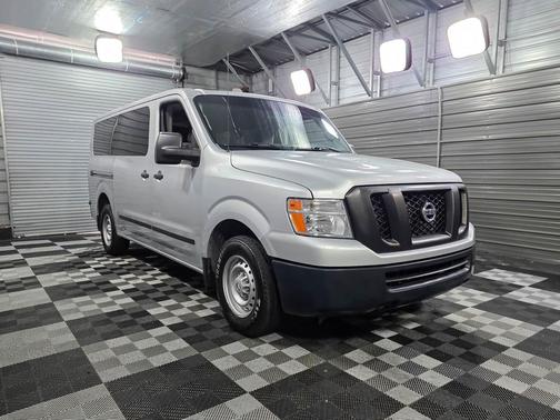 2018 Nissan NV Passenger NV3500 HD S V6