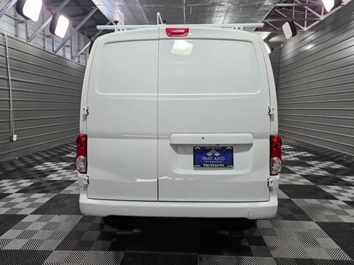 2020 Nissan NV200 SV
