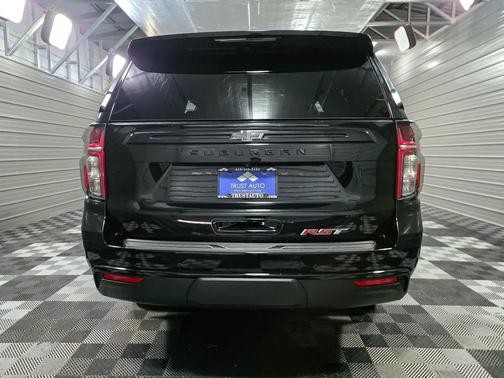 2024 Chevrolet Suburban RST