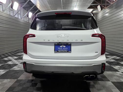 2023 Kia Telluride S AWD 7-Passenger Luxury SUV