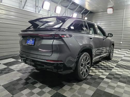 2025 Jeep Wagoneer S Limited 4WD Electric Luxury SUV