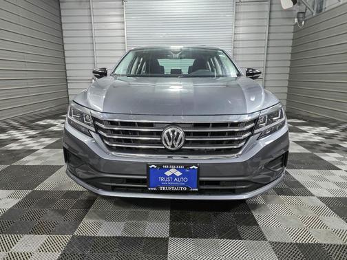 2022 Volkswagen Passat 2.0T SE