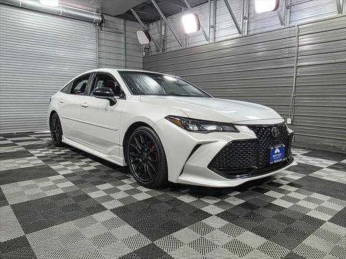 2020 Toyota Avalon XSE