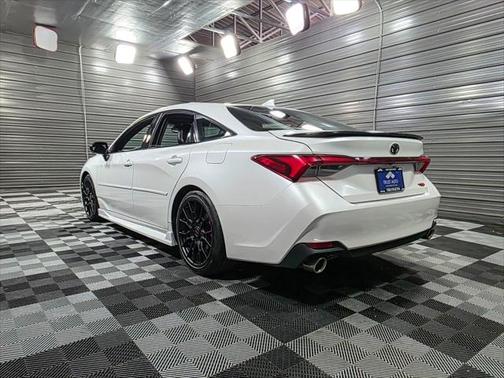 2020 Toyota Avalon XSE