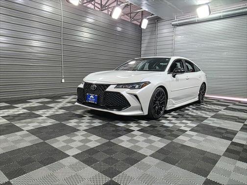 2020 Toyota Avalon XSE