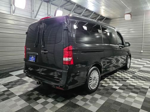 2019 Mercedes-Benz Metris Base