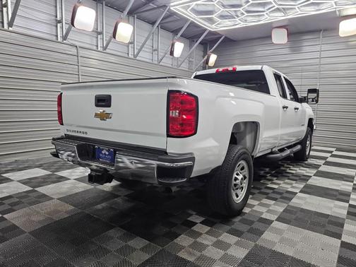 Summit White 2019 Chevrolet Silverado 2500 WT