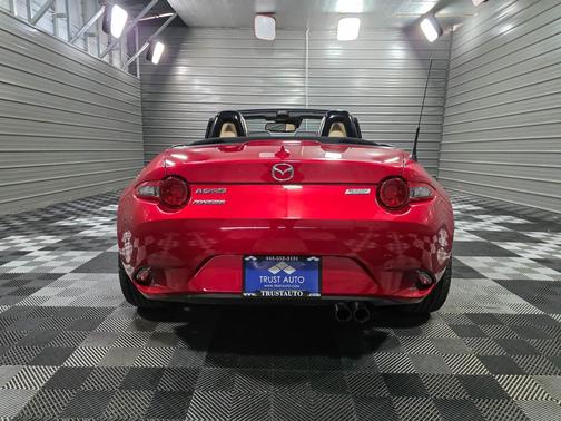 2016 Mazda MX-5 Miata Grand Touring