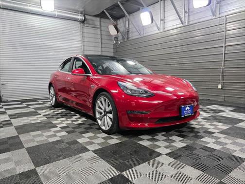 2020 Tesla Model 3 Long Range