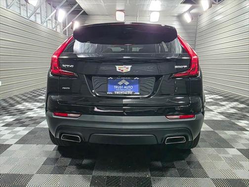 2023 Cadillac XT4 Luxury