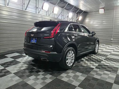 2023 Cadillac XT4 Luxury