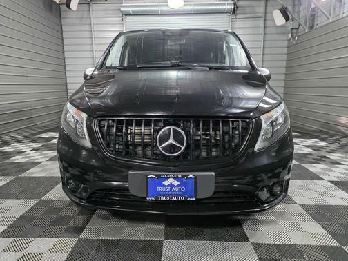 2023 Mercedes-Benz Metris Base