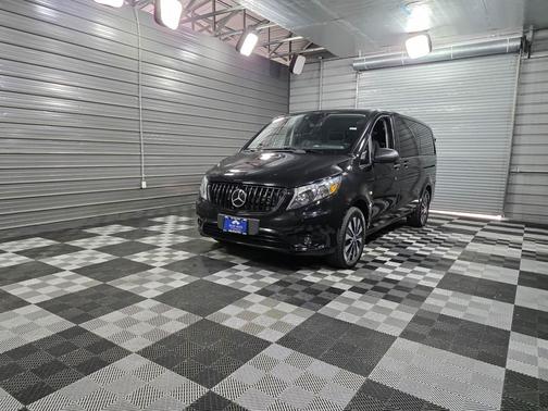 2023 Mercedes-Benz Metris Base