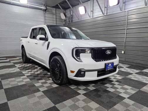 2025 Ford Maverick Lobo Standard AWD SuperCrew Pickup Truck