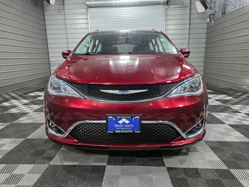 2019 Chrysler Pacifica Touring-L Plus