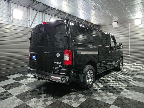 2018 Nissan NV Passenger NV3500 HD SL V8