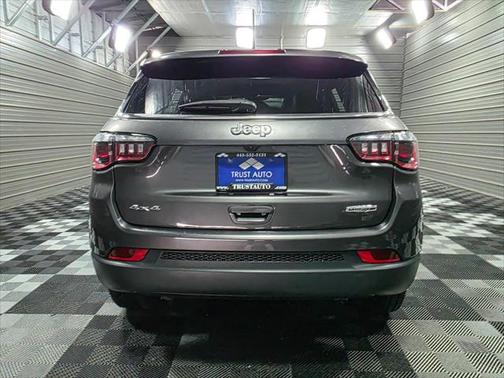 2023 Jeep Compass Latitude Lux