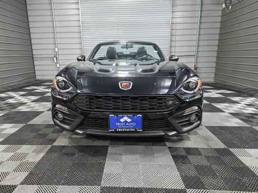 2019 FIAT 124 Spider Base