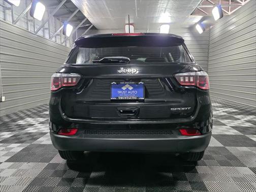 2017 Jeep Compass Sport