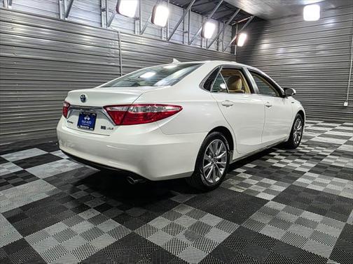 2017 Toyota Camry Hybrid XLE