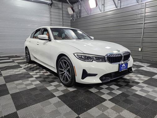 2021 BMW 330 i xDrive